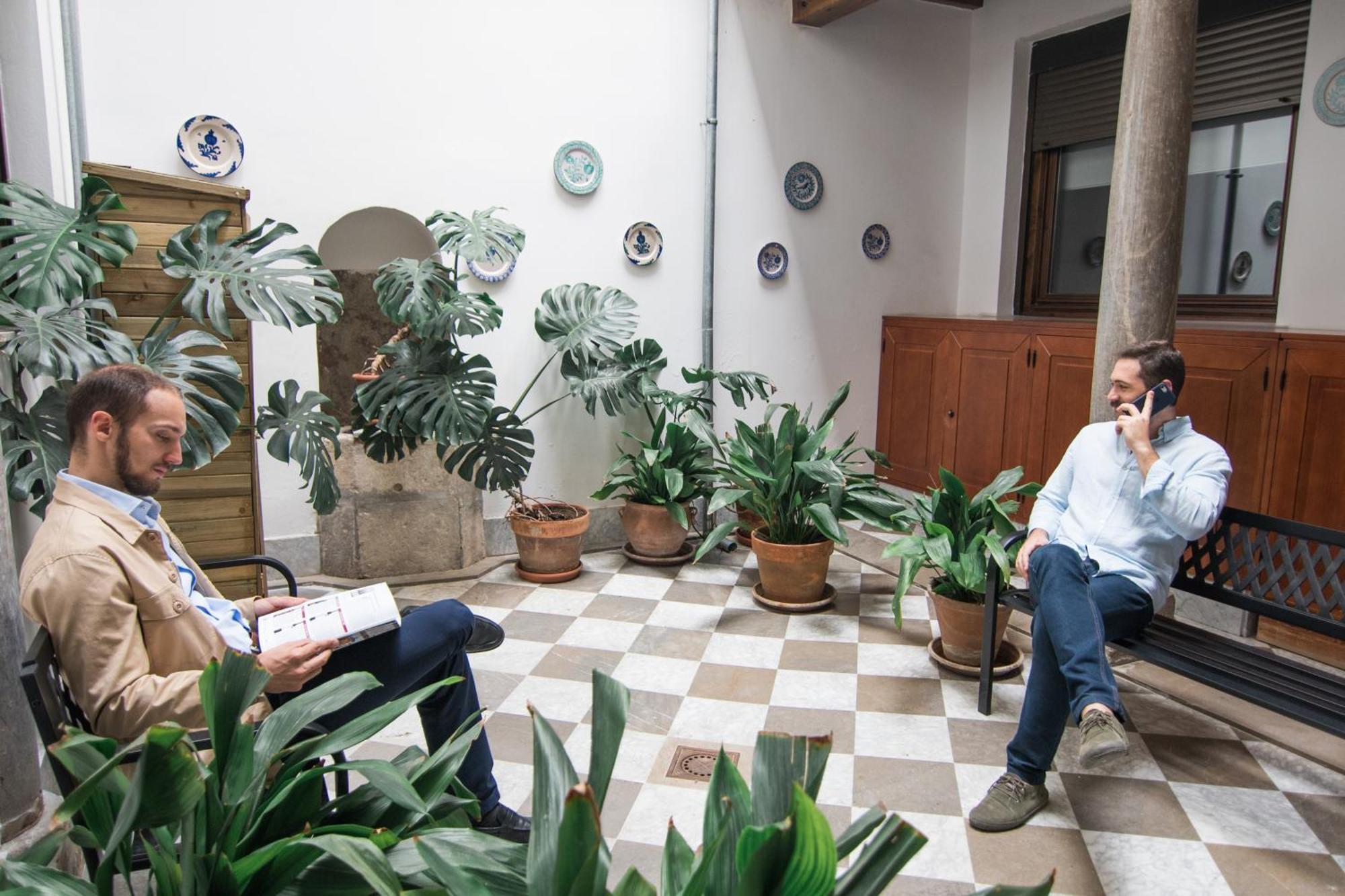 Tuguest Al Andalus Apartments Granada Esterno foto